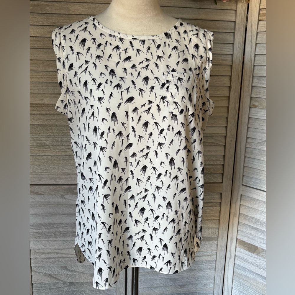 2 for 1 Deal LOFT ANN TAYLOR Sleeveless Blouses Fuchsia Pink Black&White cottage - Picture 9 of 16